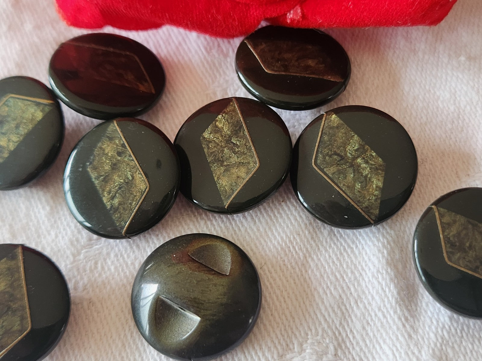 Lot 10 boutons vintage vert deux tons pied 1,7 cm ou 17 mm ref 6419