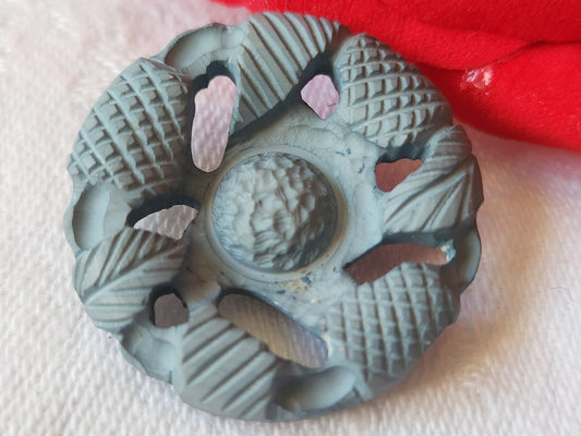 Ancien bouton decoupis bleu marguerite fleur 2,9 cm ref 1914