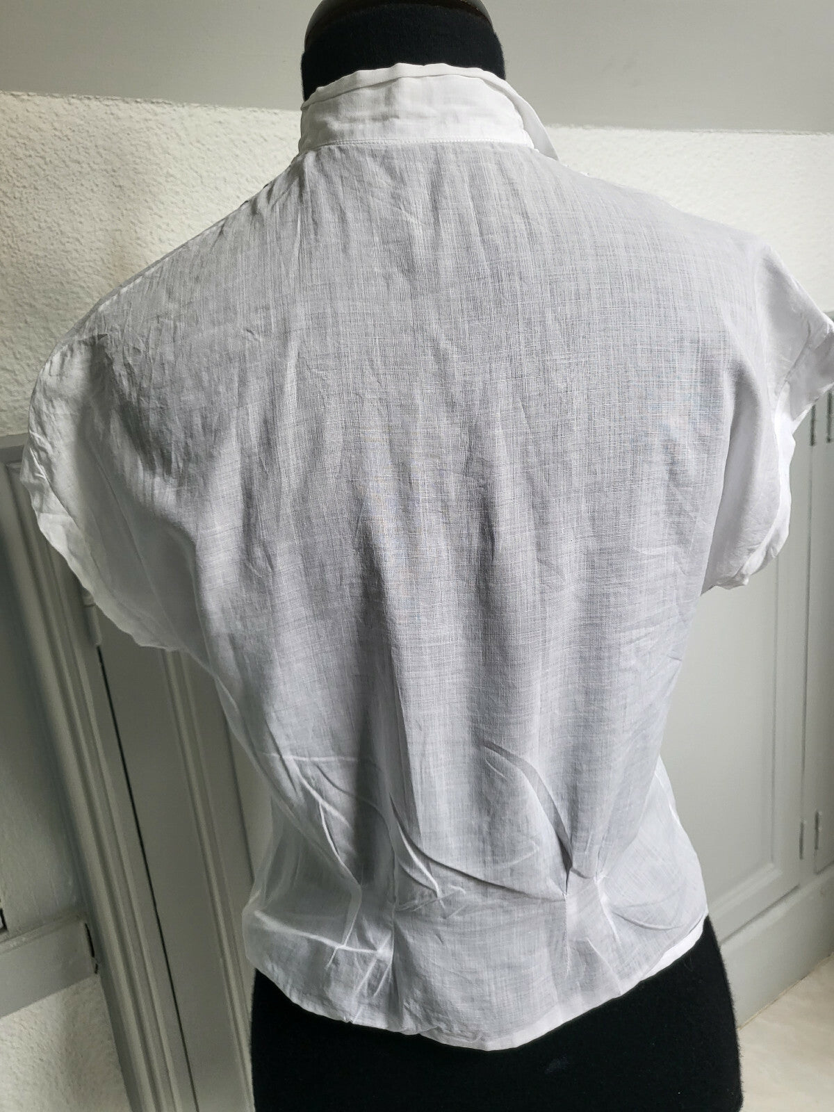 Chemisier vintage très fin dentelle plis religieux taille 38? B1