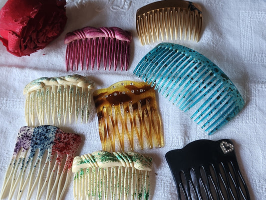 Lot 8 peignes vintage jamais utilisé collection mode B1