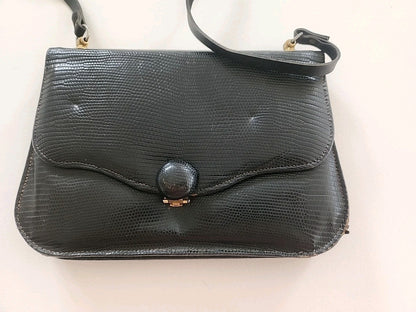 Ancien sac en main noir motif alveole  retro vintage
