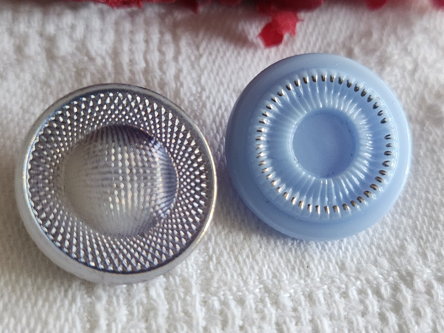 Duo boutons vintage en verre  bleu  1,8 cm G7M