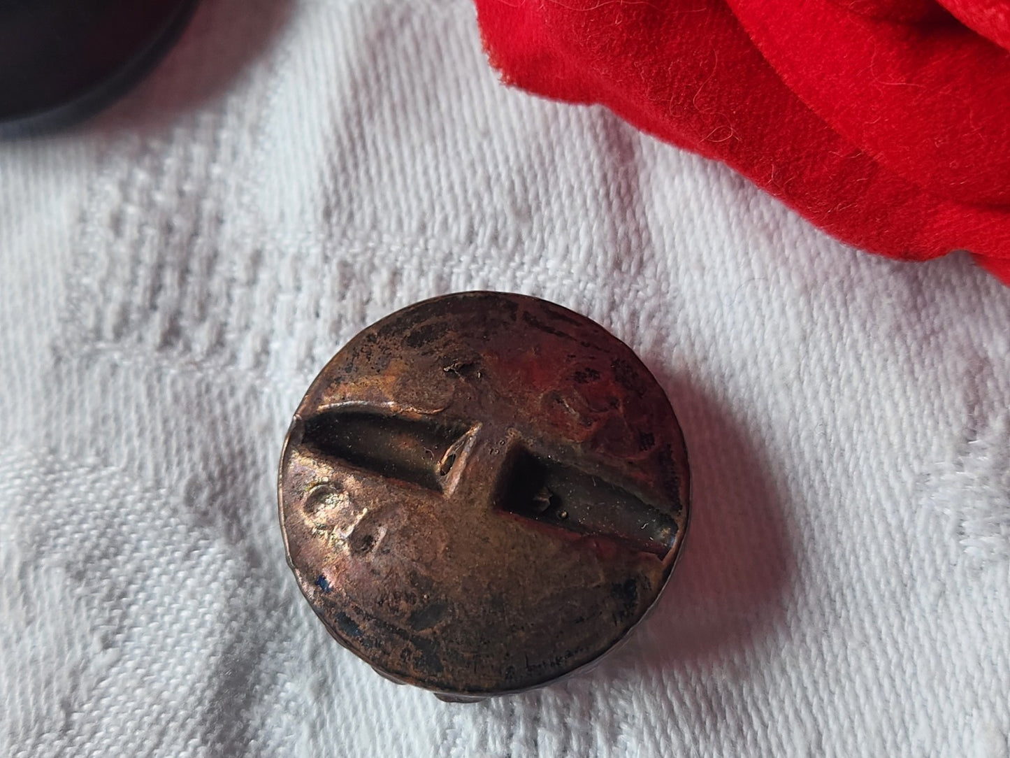 Gros bouton en résine bronze perle  orange vintage pied 2,5 cm ref 5130