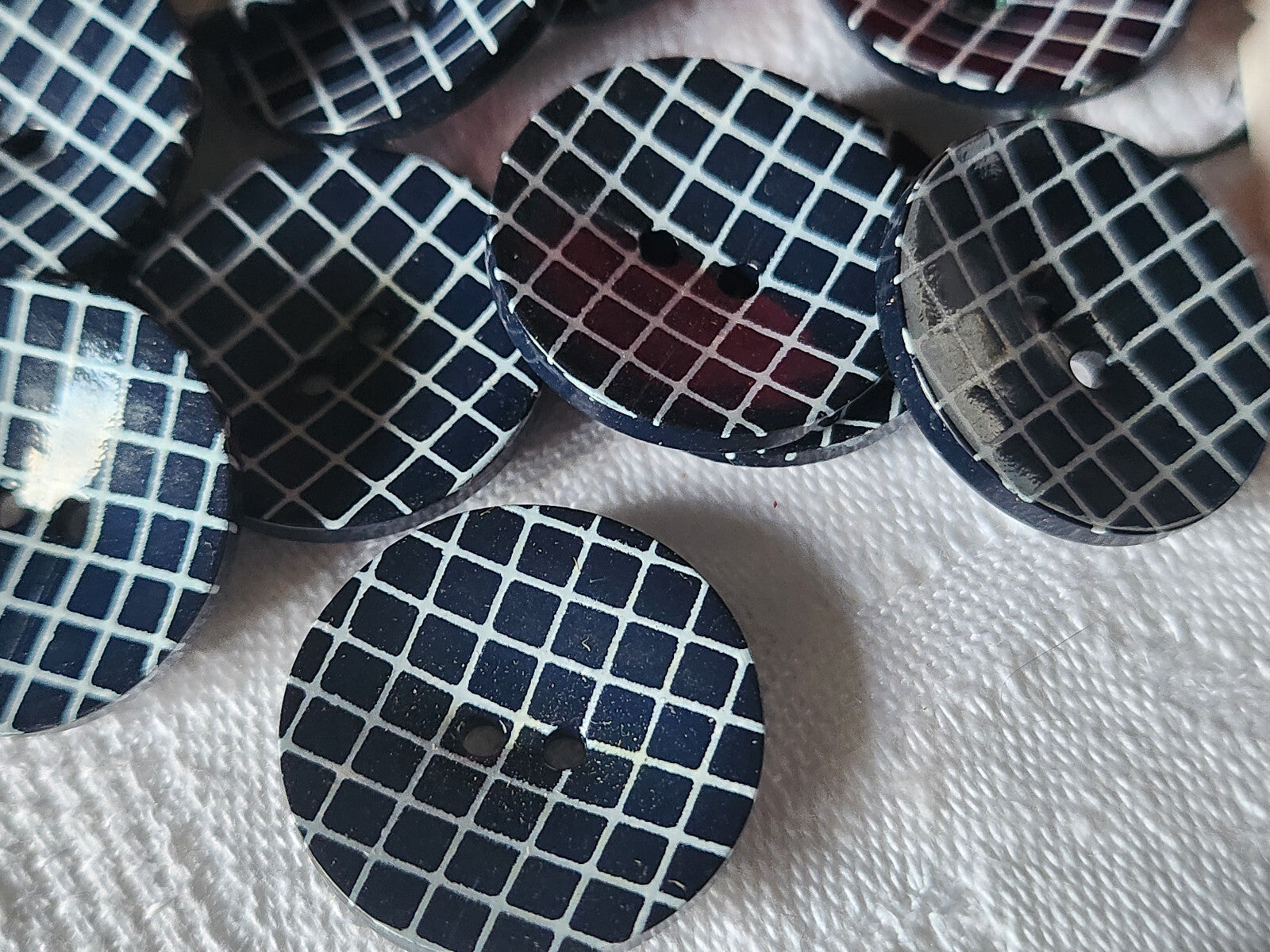 Lot 6 jolis  boutons vintage bleu strié blanc pied 2,1 cm ref 2245