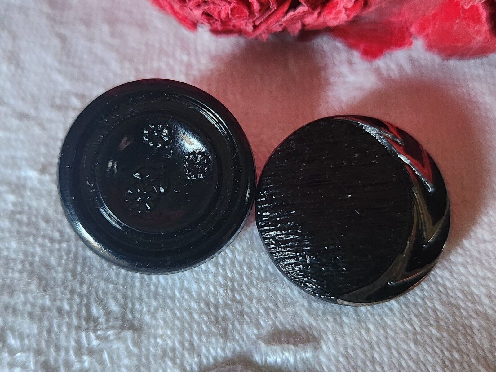 Duo boutons anciens en verre noir travaillé vintage pied  1,7 cm D5H
