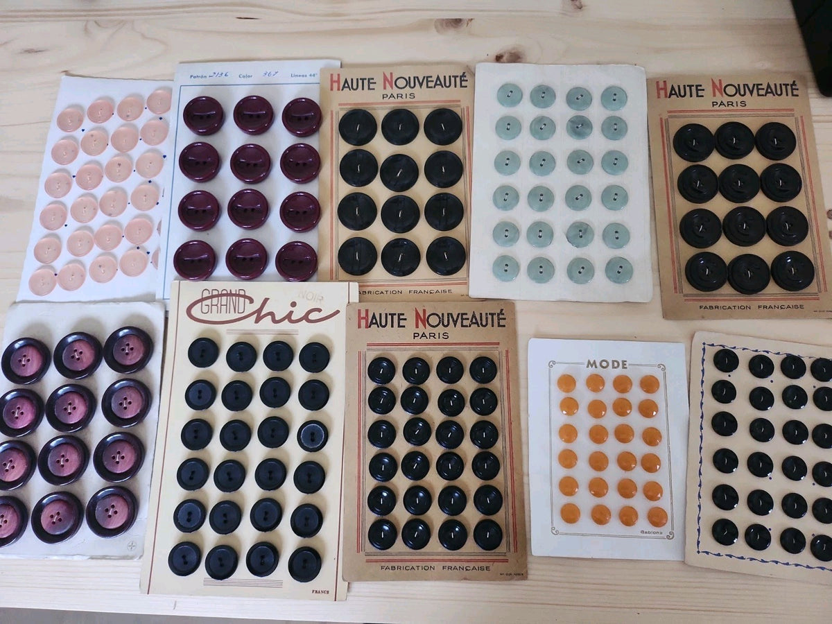 Lot 10 plaques de boutons vintage anciens complétes n°4