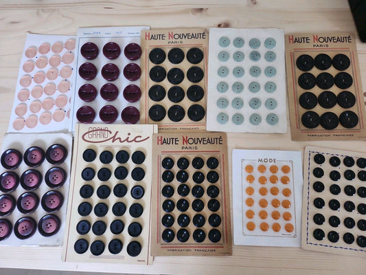 Lot 10 plaques de boutons vintage anciens complétes n°4