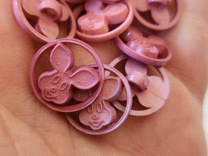 Lot 51 boutons rose lapin decoupis fond d'atelier 1,5 cm ref 4973