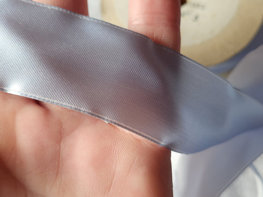 Ruban ancien rayonne gris 3 mètres / 2,5 cm soie artificielle  B5 n°13