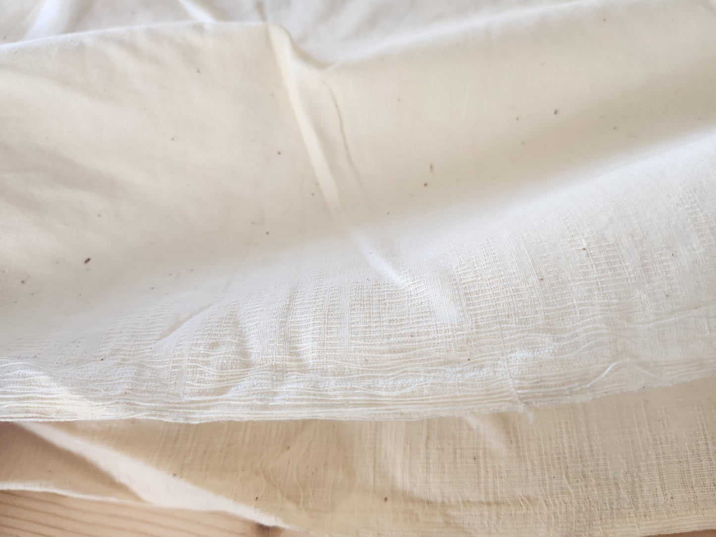 Grand coupon de tissu fin teinte  bi  coton fin?  étamine? 5m 50 sur 99 cm B3