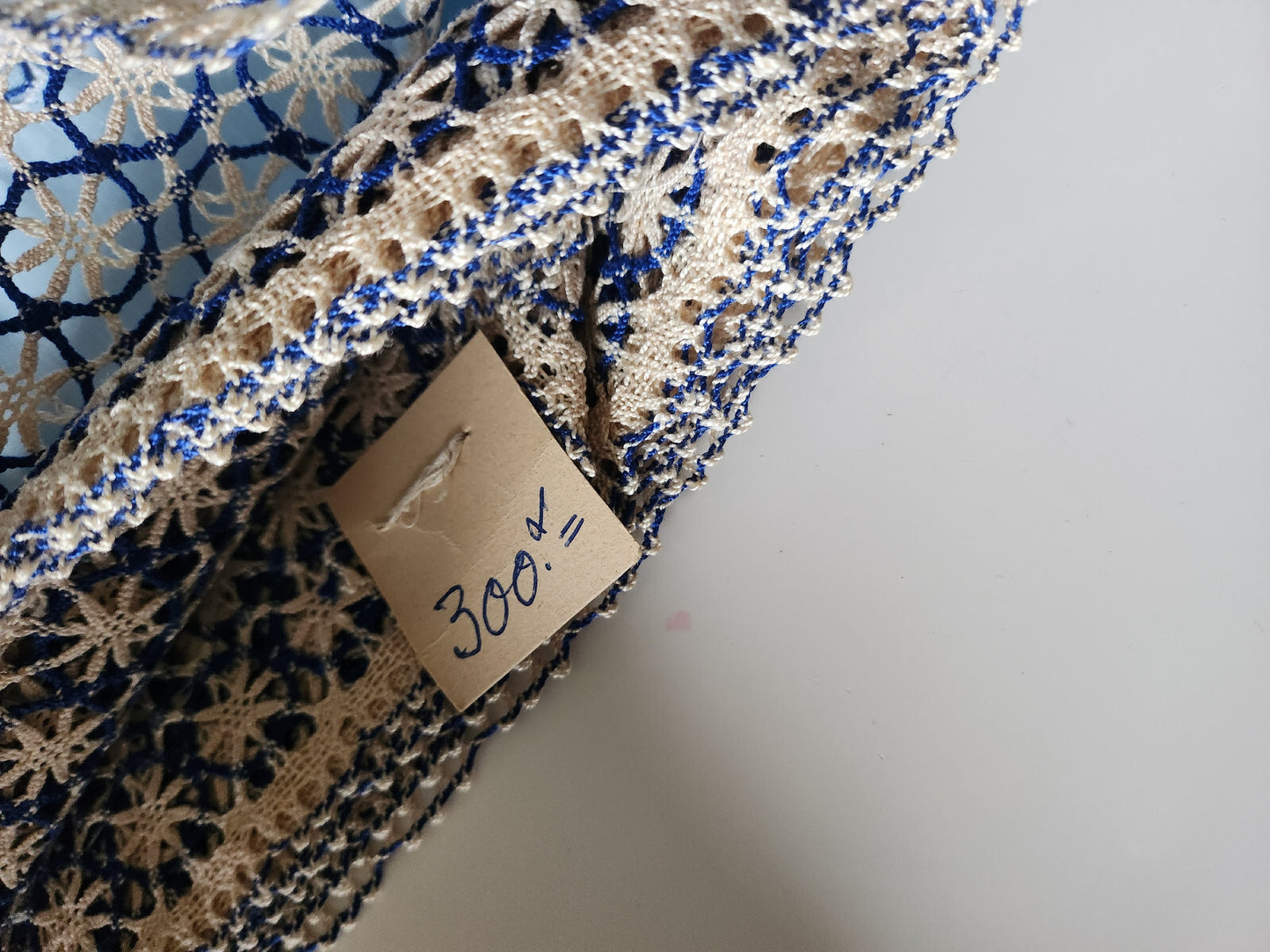 Très large bordure ancienne neuve bas jupon bleu 5 mètres 50 sur 38,5 cm  B6