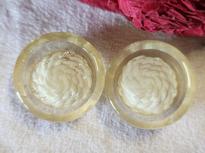 Duo hauts boutons vintage transparent inclusion blanche 2,2 cm G8B