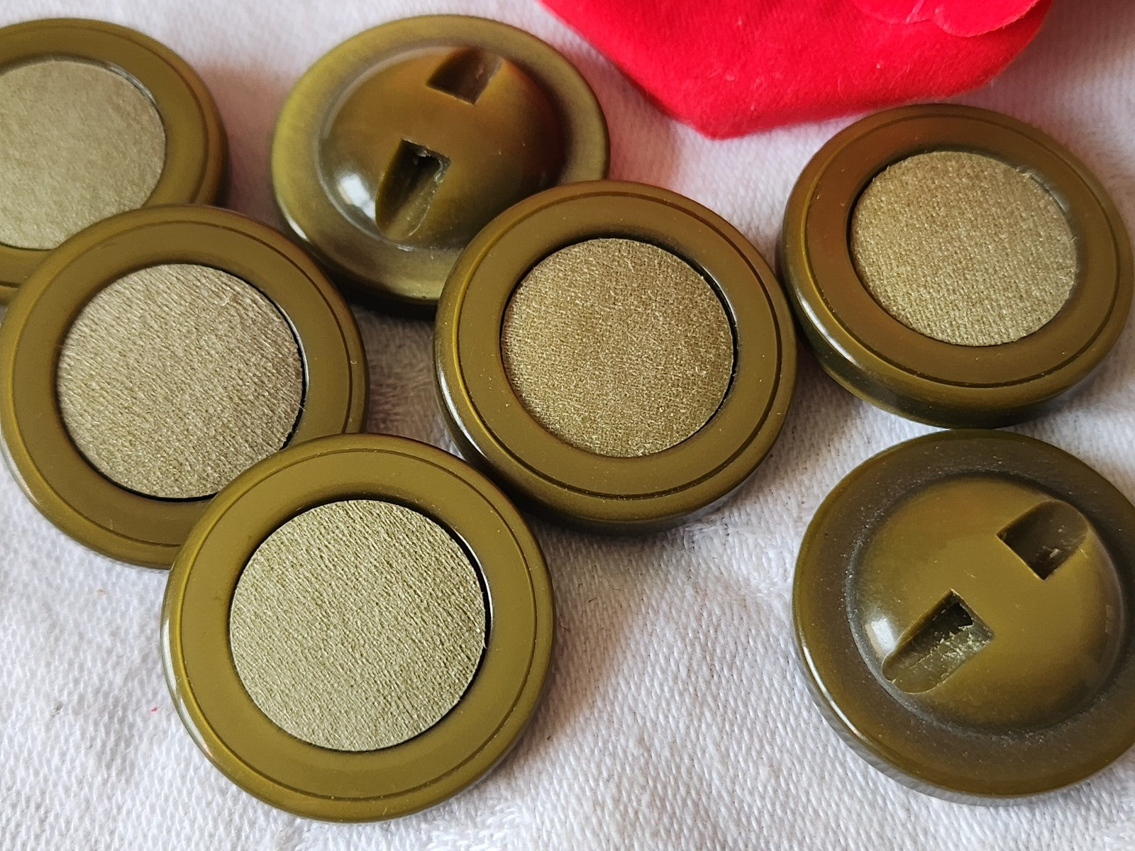 Lot 6 gros boutons vintage vert 2,7 cm à pied ref 821