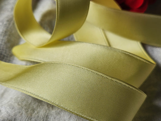 Ruban ancien rayonne vintage jaune 3 mètres sur 2,5 cm  B5 n°9