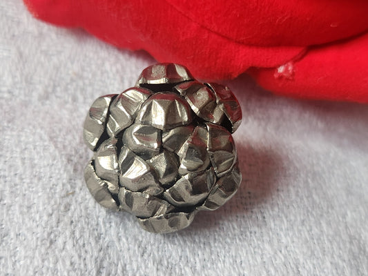 Bouton vintage métal argenté originaux main 2 cm D16E