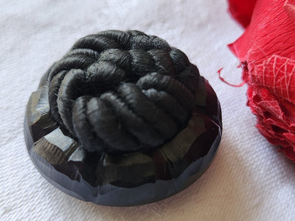 Gros bouton  ancien  passementerie volume pied  pied 3,3 cm G15R