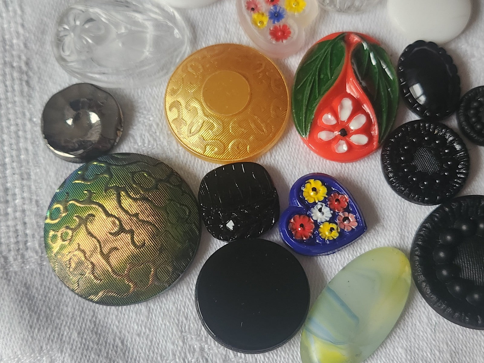 Lot 50 cabochons anciens en verre vintage panaché N°3   T2
