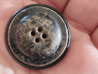 Collection bouton ancien metal et nacre rustique à trous 2,7 cm G2J