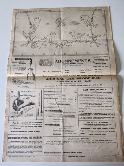 Le journal des brodeuses 1952  n° 687 bavoir écussons chemisier combinaisons