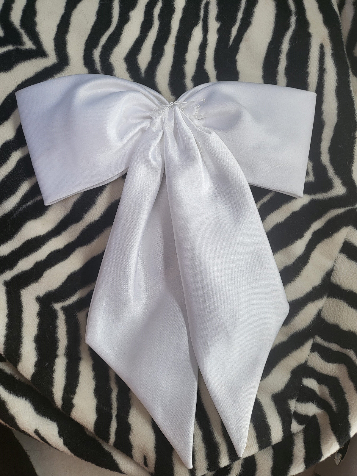 Gros noeud en tissu blanc satiné année 90 couture mariage recup B4