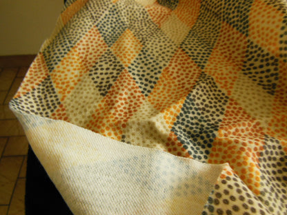 Ancien coupon de tissu vintage mou  ton automne 1 mètre 95  sur 74 cm  B6