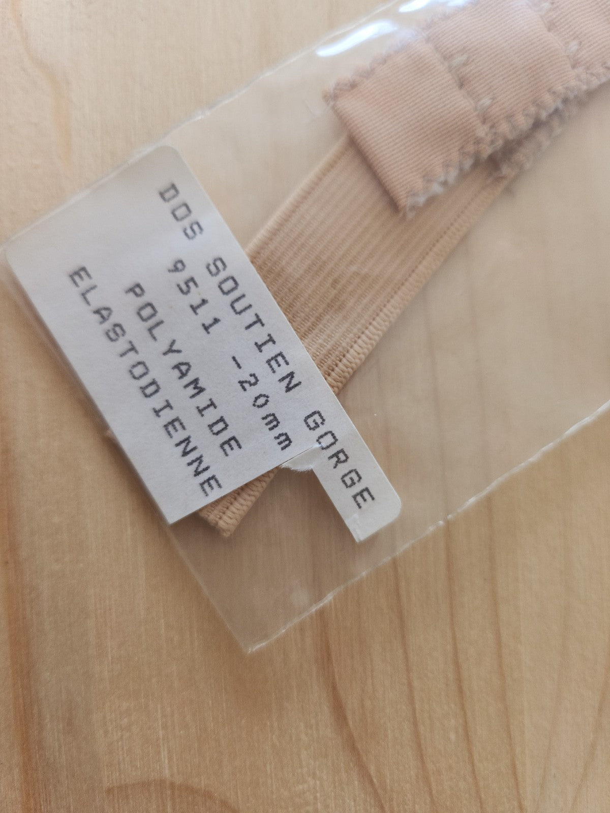 Attache dos soutien gorge chair 20 mm made in France  2 cm coutre T1