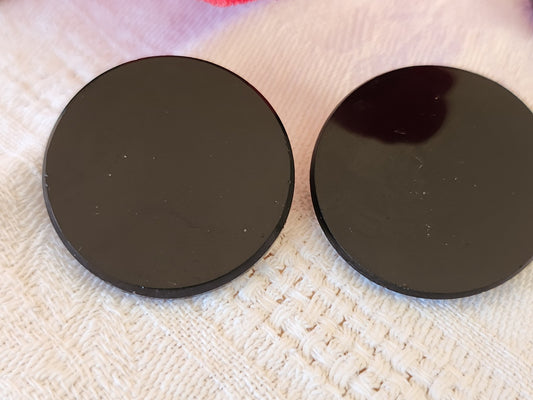 Duo gros boutons anciens en verre brillant noir lisse jais 2,6 cm ou 26 mm D14G