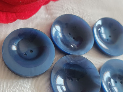 Lot 5 boutons vintage bleu à trous  2,7 cm gros  ref 6215