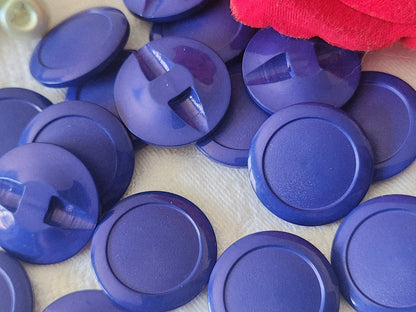 Lot 6 boutons vintage bleu à pied plutot fin 2,2 cm ref 6122