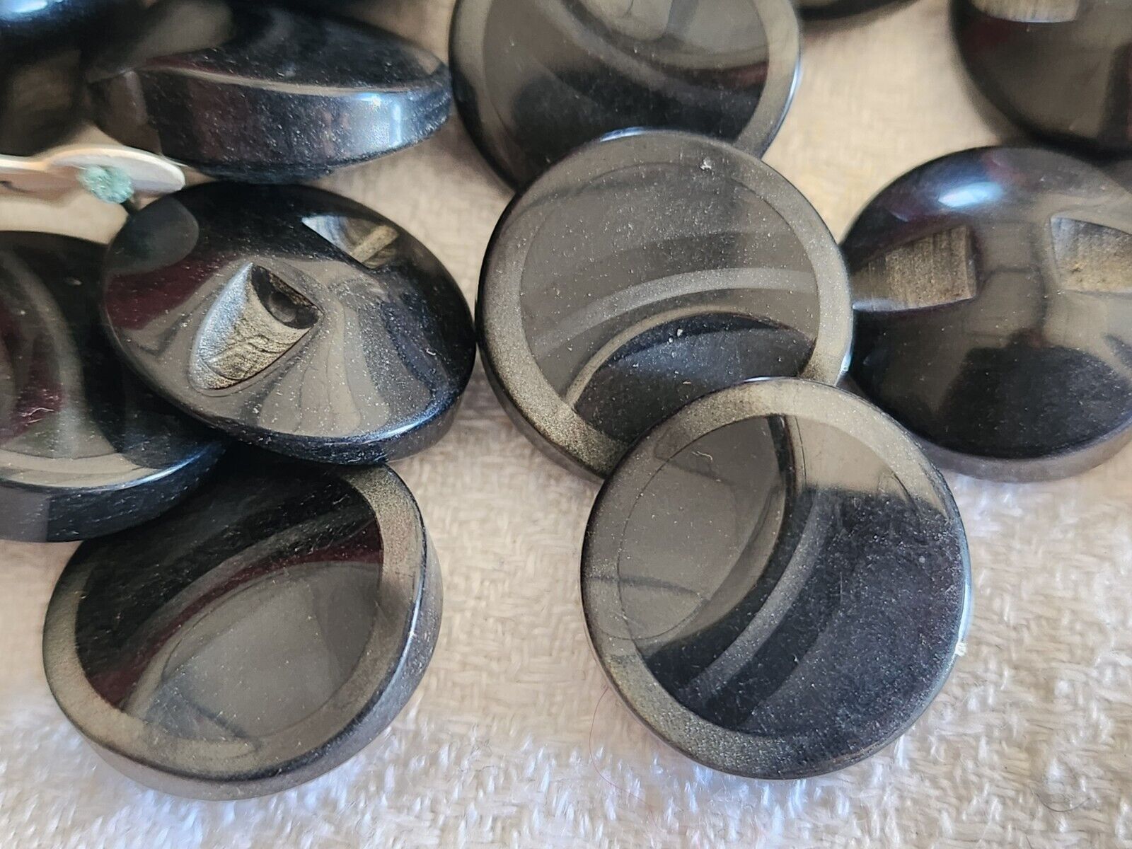 Lot 6 boutons vintage gris veiné épais inclusion pied 1,7 cm ref 3058