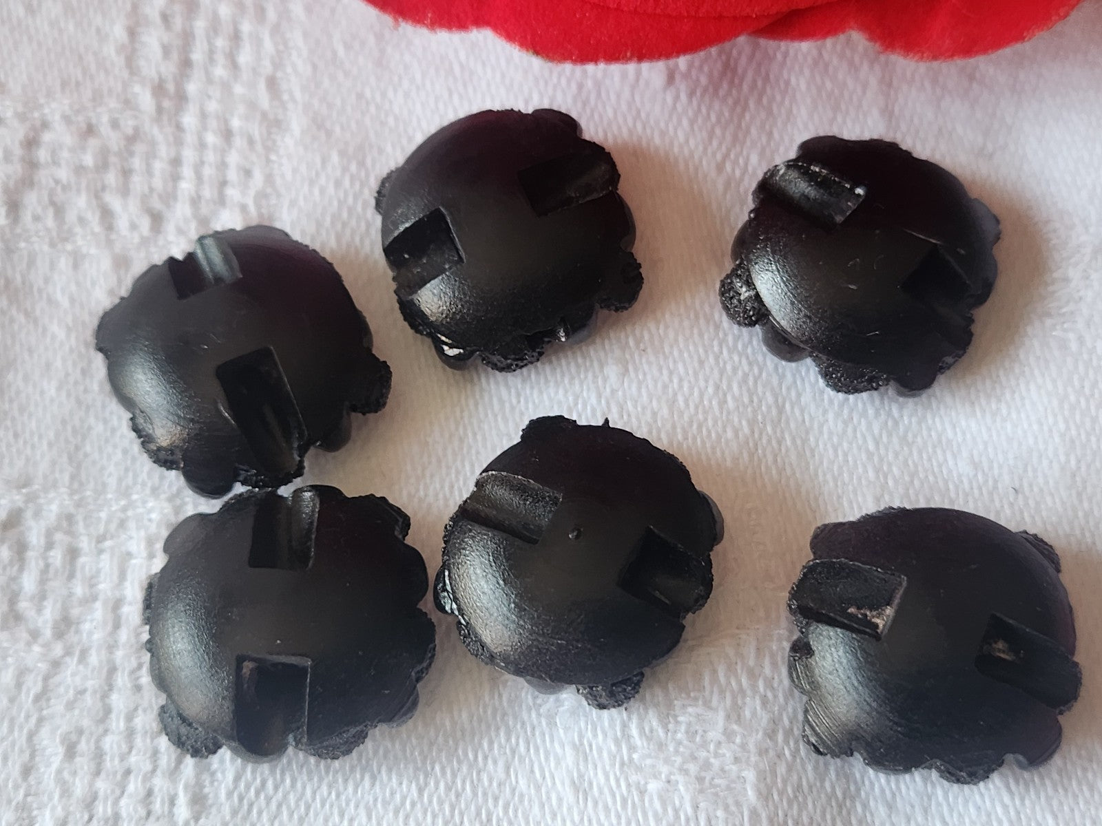 Lot 6 boutons vintage en résine marron tablette pied 1,7 cm motif carré ref 1442
