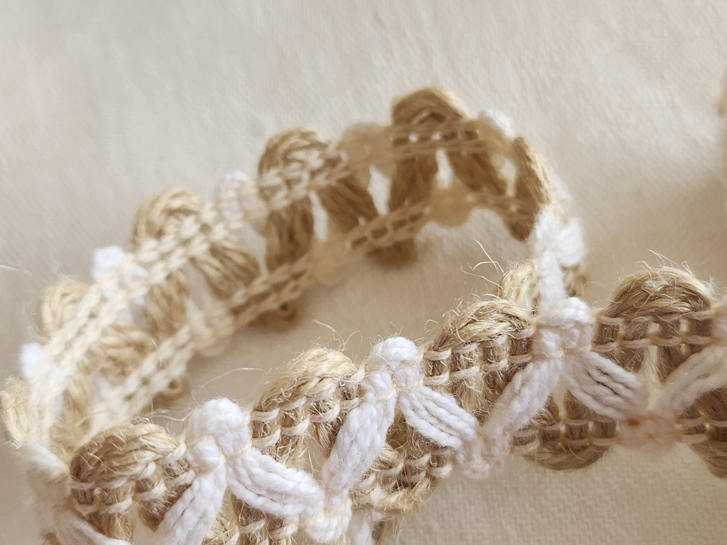 Galon vintage beige blanc 5 m 40 sur 1,9 cm A5
