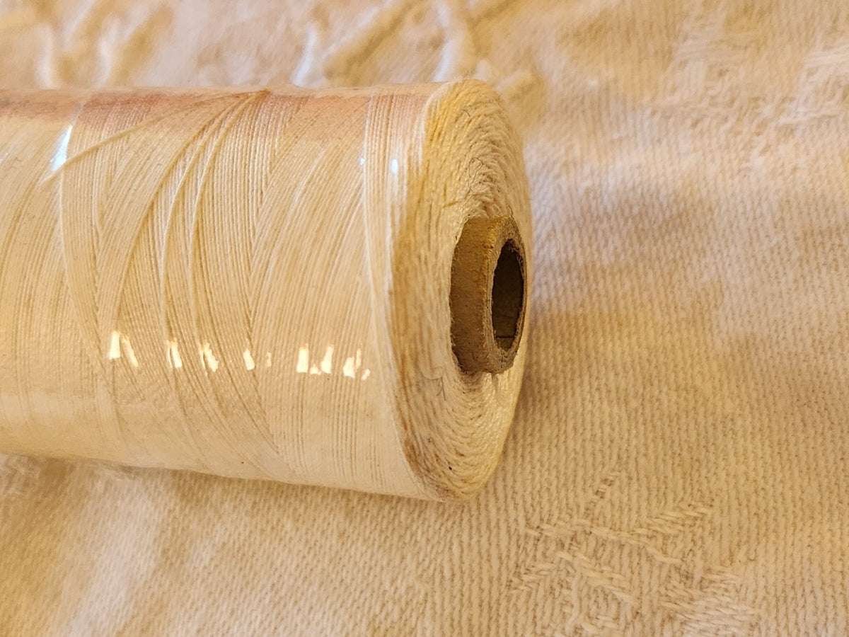 Bobine ancienne blanc 25  grammes couture fil ancien simili a l'hamecon