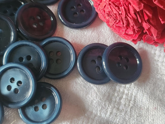 Lot 17 boutons vintage bleu marbré à trous 1,9 cm ref 5326