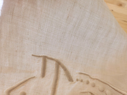 Grand monogramme de drap  ancien TD  10 cm sur 18,5 cm T8