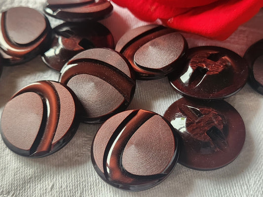 Lot 6 gros boutons vintage marron travaillé pied superbe  2,6 cm ref 3162