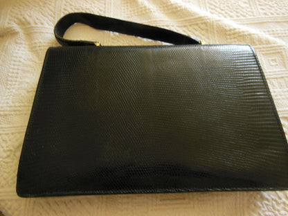  Ancien sac à main noir effet peau belle qualité 