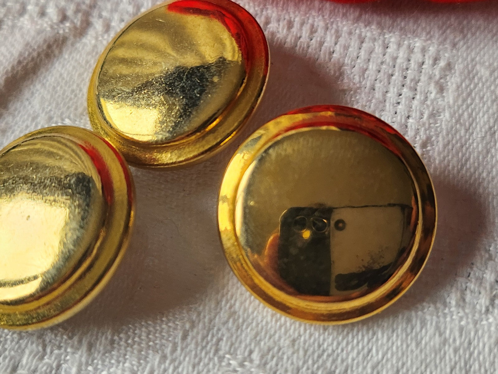 Trio boutons vintage métal doré  à pied 2,4 cm ref 1560