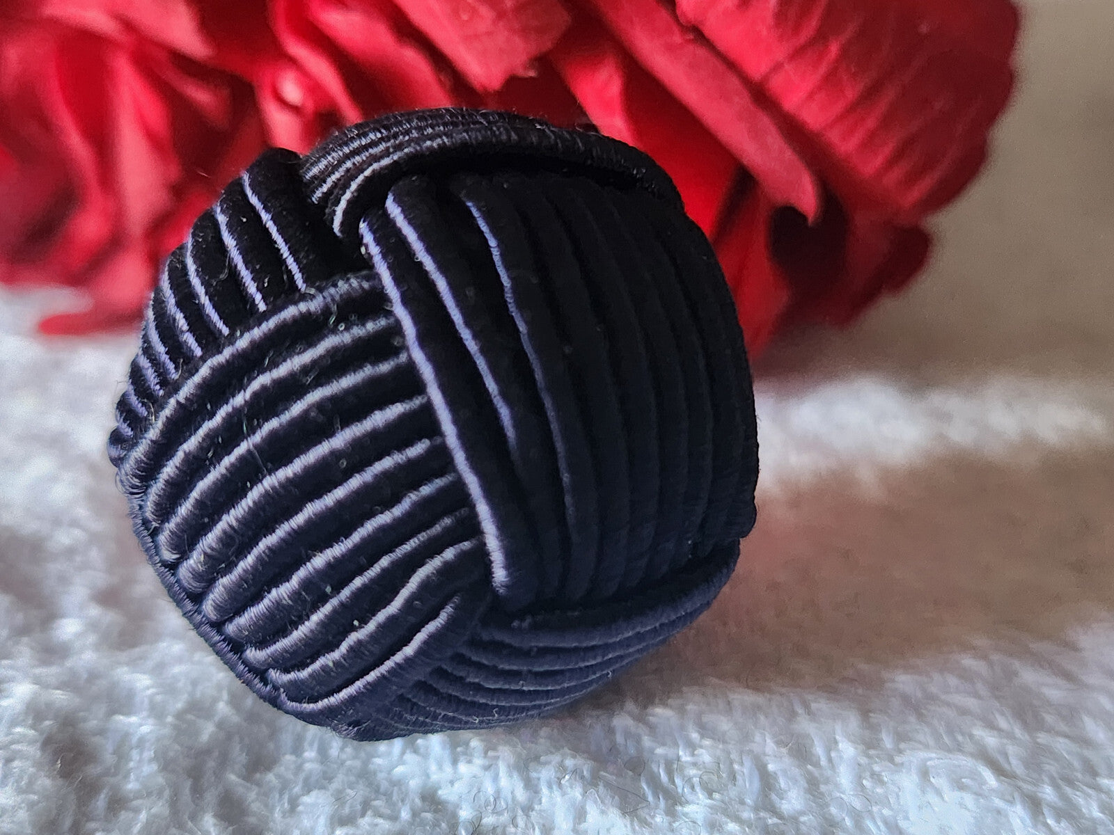 Lot 6 boutons anciens  passementerie bleu boule grelot 2,4 cm ref 5605