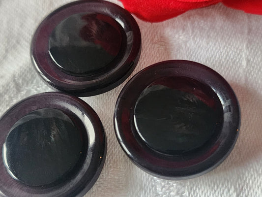 Trio gros boutons vintage à pied pourtour lucite diamètre 2,6 cm ref 1006