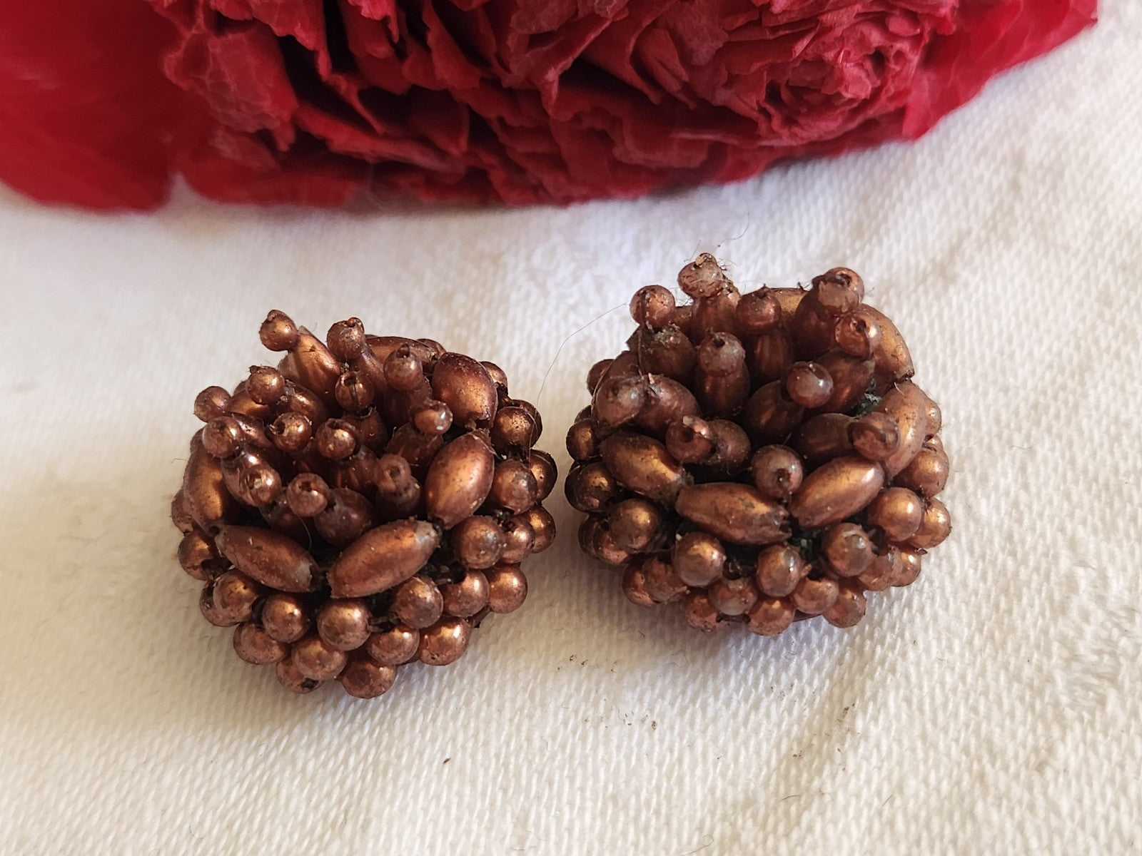 Duo boutons anciens torsade perle main bijoux parurier 2 cm D19L