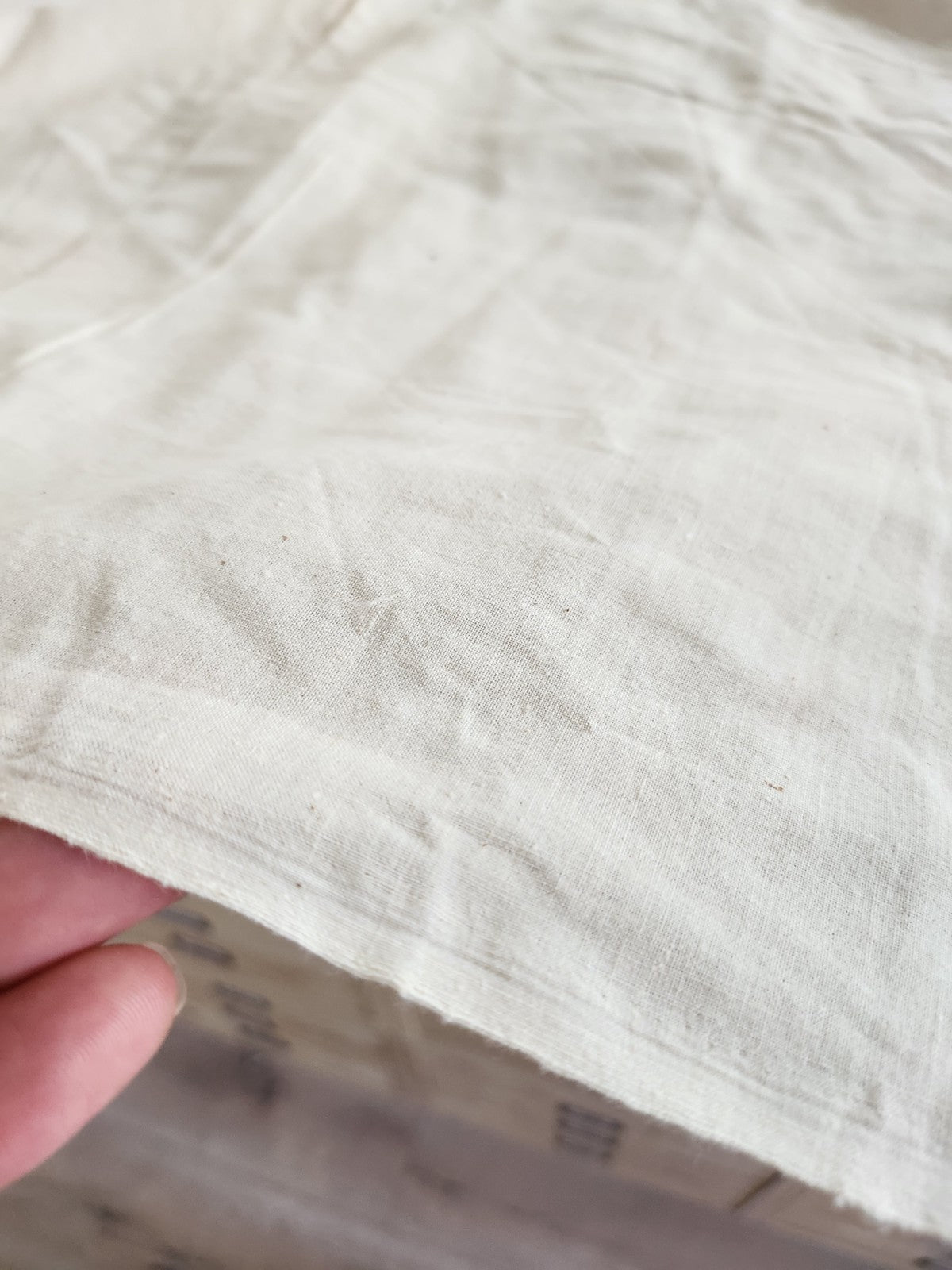 Grand coupon de tissu fin teinte  bi  coton fin?  étamine? 5m 50 sur 99 cm B3
