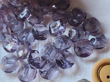 Lot 18 boutons vintage violet effet strass pied plastique 1,3 cm ref  1992