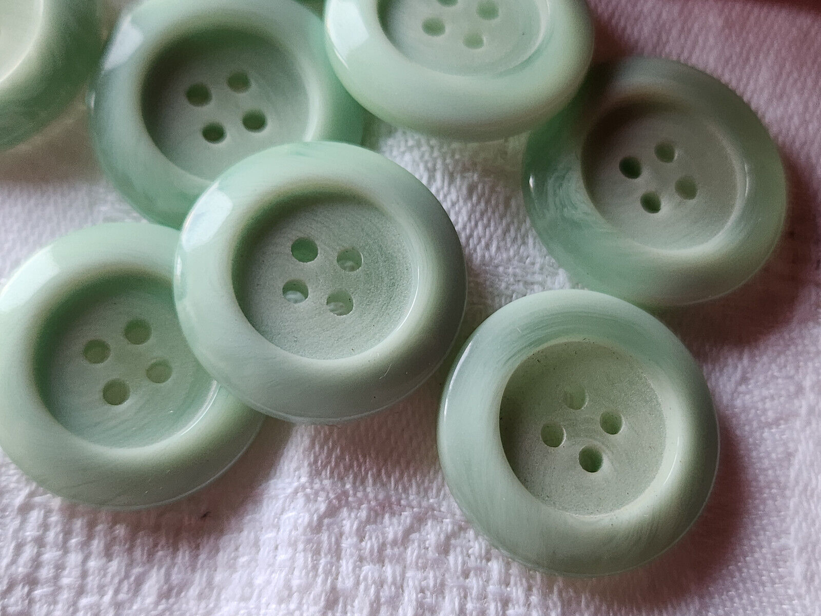 Lot 8  boutons vintage bleu/vert d'eau 2,2 cm  trou ref 1855