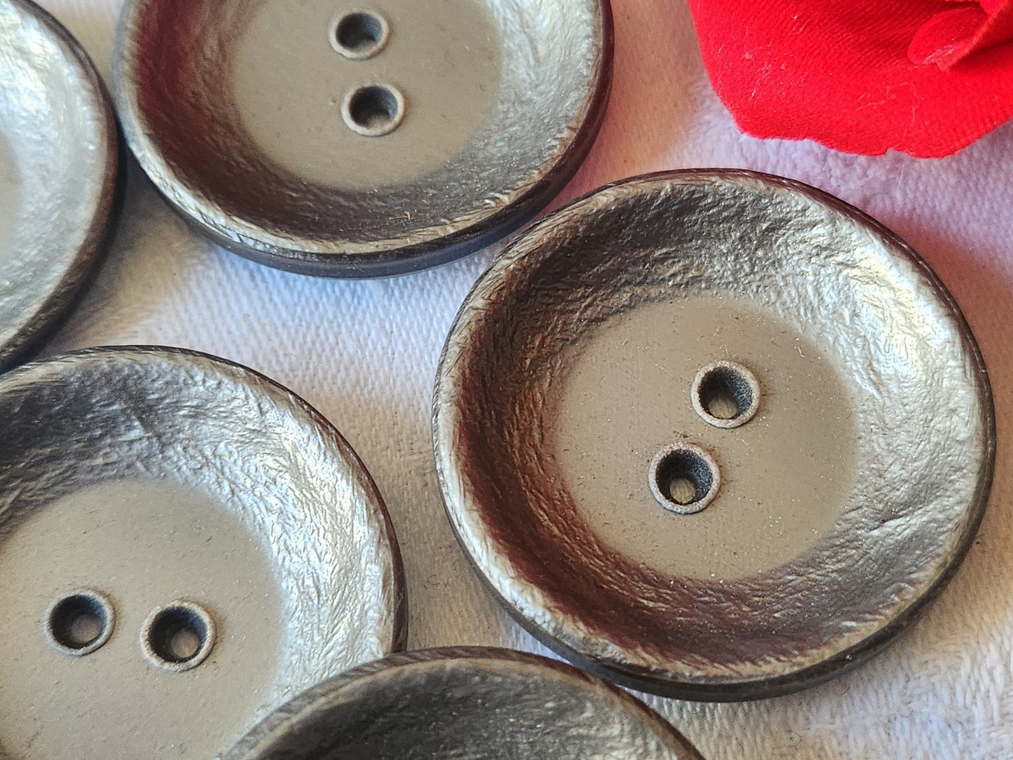 Lot 7 énormes  boutons vintage gris argenté 4 cm manteau ref 504