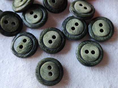 Lot 14 boutons vintage  camaieu vert 1,5 cm ref 5667