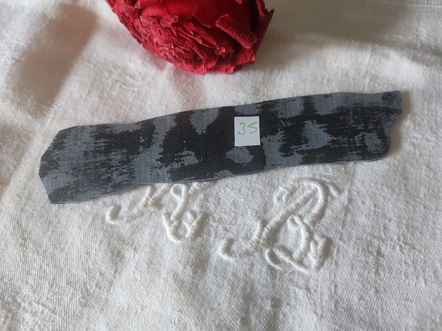 Tampon ancien sans support frise broderie collection cloches paques   n°35-2