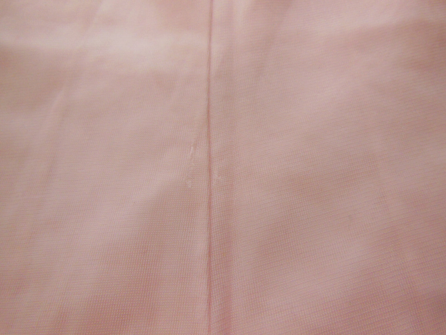 Fond de robe ancien rose enfant comme maman  à nettoyer B1