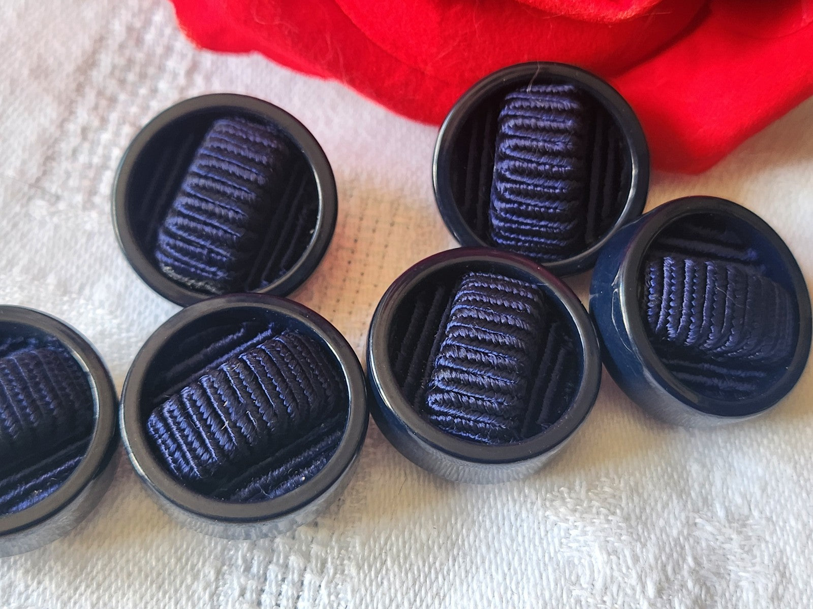 lot 6 boutons anciens vintage passementerie bleu pied 2 cm ref 2143