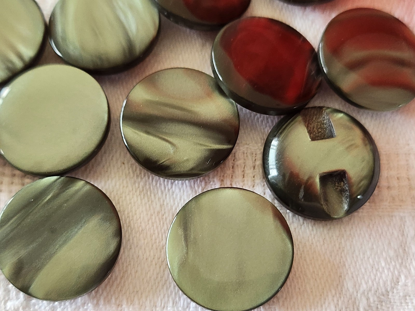 Lot 12 boutons vintage vert ombragé à pied lumineux 1,8 cm ref 5996